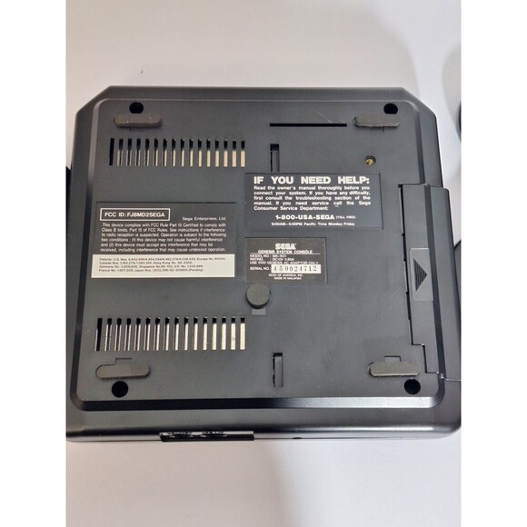 Sega MK-1631 Genesis 1 Console System W/ OEM Controllers, No Cables, UNTESTED - Picture 7 of 12